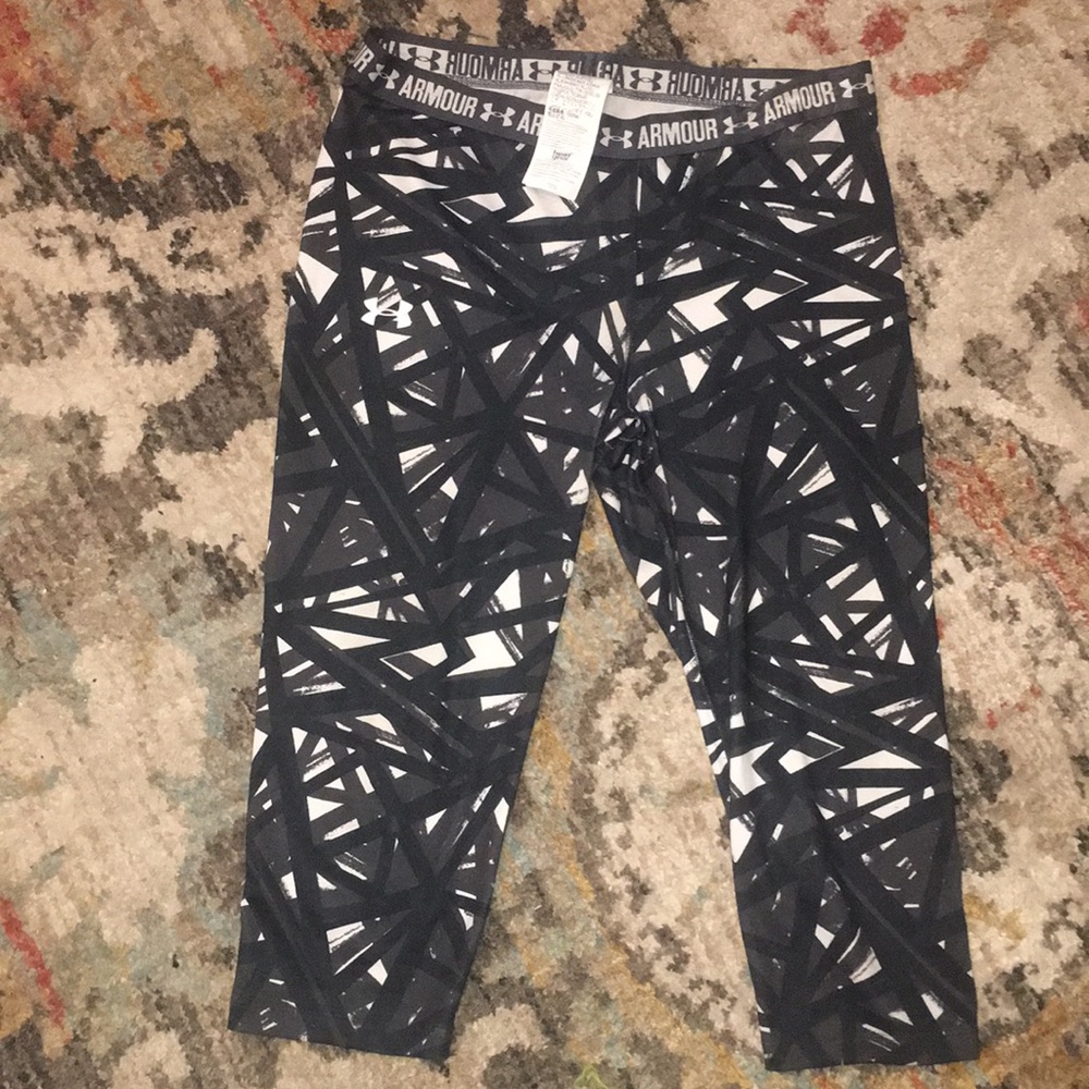Women’s Under Armour capris